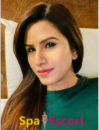 Sweet smiling call girl in Vashi apartment