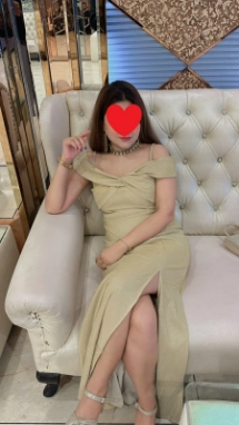Charming Vasai Escort in Black Dress – Book for Night Fun