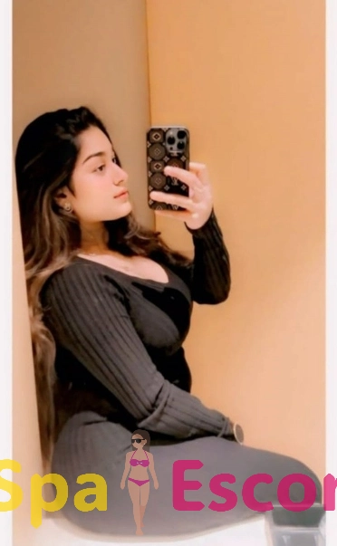 Sensual couple experience with professional escort girl in Navi Mumbai.