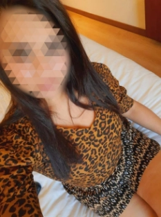 Slim & Sensual Vasai Escort with Long Hair & Sexy Eyes