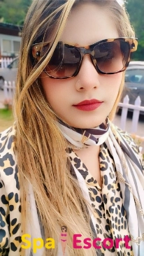 High-class escort girl in Juhu Beach