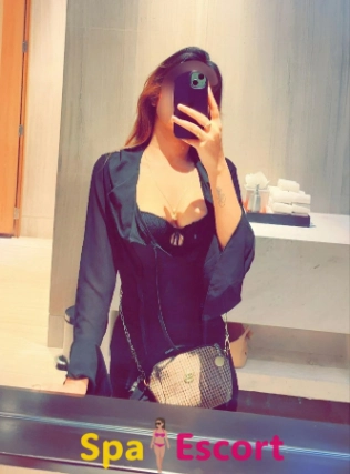 Juhu Escort Service in Mumbai