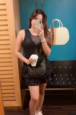 Ananya budget friendly independent call girl in Oshiwara Andheri West